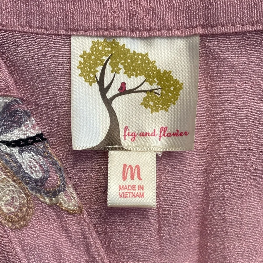Fig and flower embroidered button down blouse in dusty rose. Pink Size M - Image 8