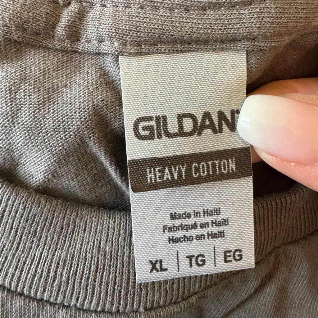 Gildan Granddaughter Love Graphic Tee Gray Women’s XL NWOT - Image 4