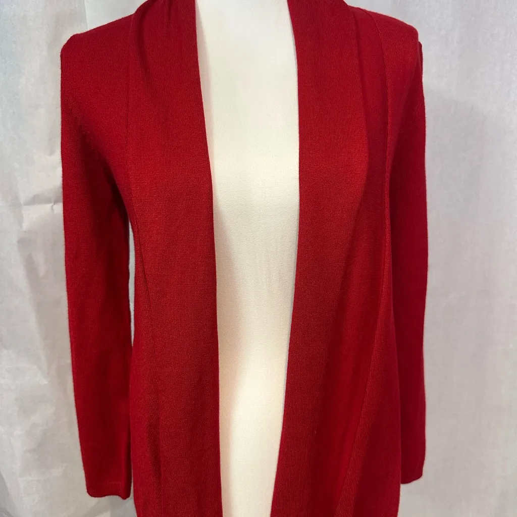 Zara Women's Red Cardigan Sweater - Image 2