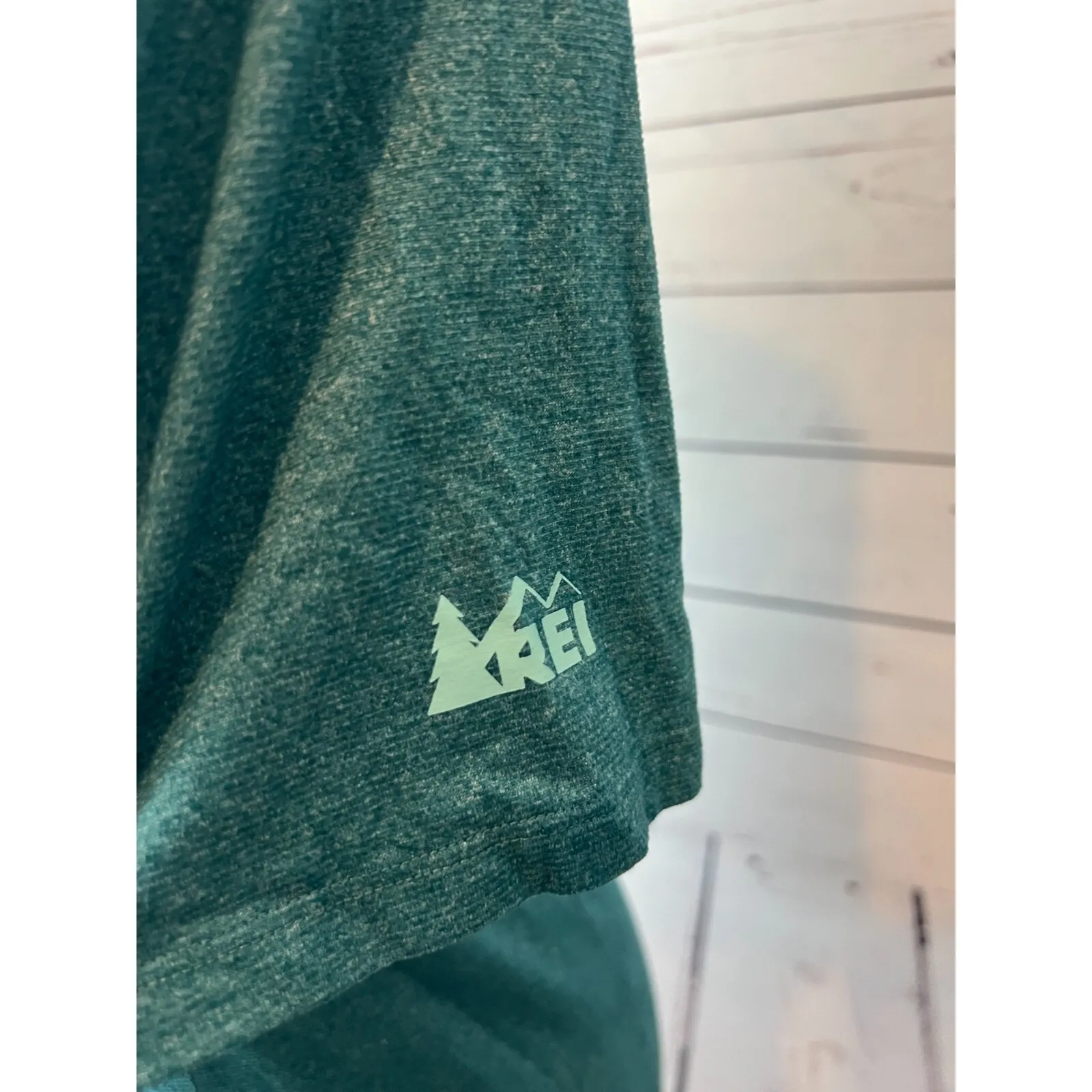 REI Womens Shirt‎ size Medium Outdoors Hiking Pullover Gorpcore Green Stretch - Image 8
