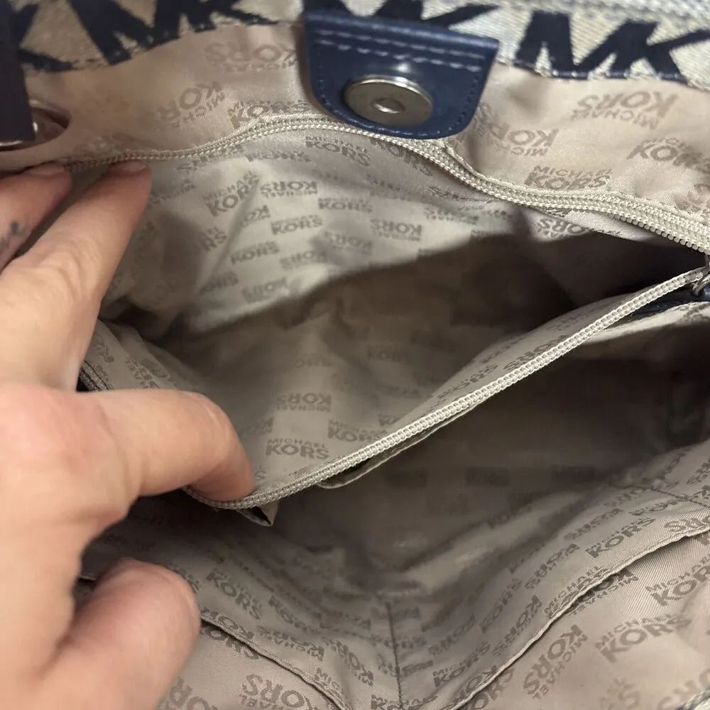 Womens Michael Kors Signature Navy Small Tote - Image 6