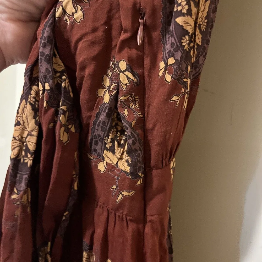 ECOTE Urban Outfitters Charlotte Plunging Romper Sz 2 Brown Floral Long-Sleeve - Image 7