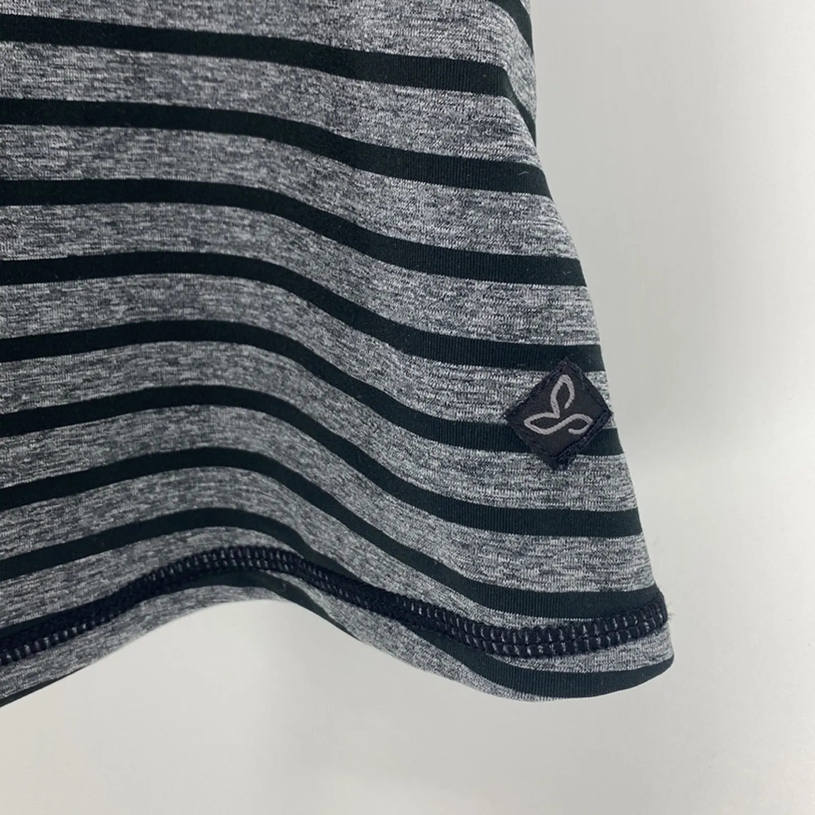 Prana Filament Tank Top Shelf bra black grey Striped Workout yoga casual size XS - Image 4