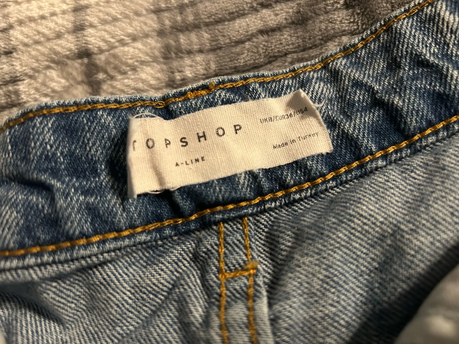 Topshop Denim A-line Shorts size 4 excellent condition  - Image 2