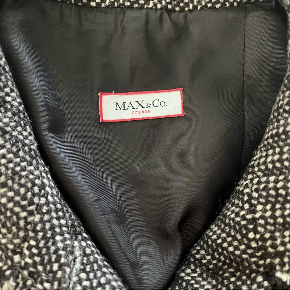 Max & Co. Trends Fitted Seamed Wool Blend Top Coat/Lady Coat, Rare Find - Image 15