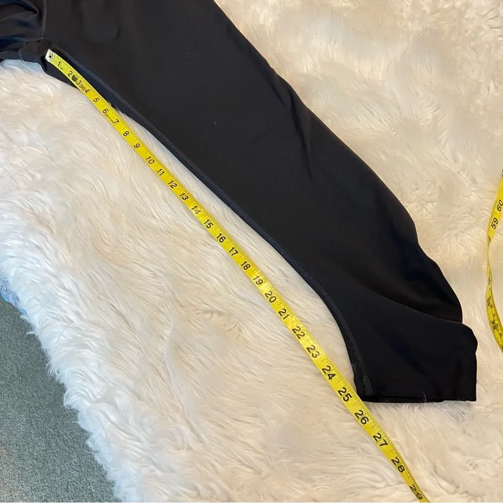 New Balance Black Athletic Workout Leggings Women’s size XL ruching at bottom - Image 10