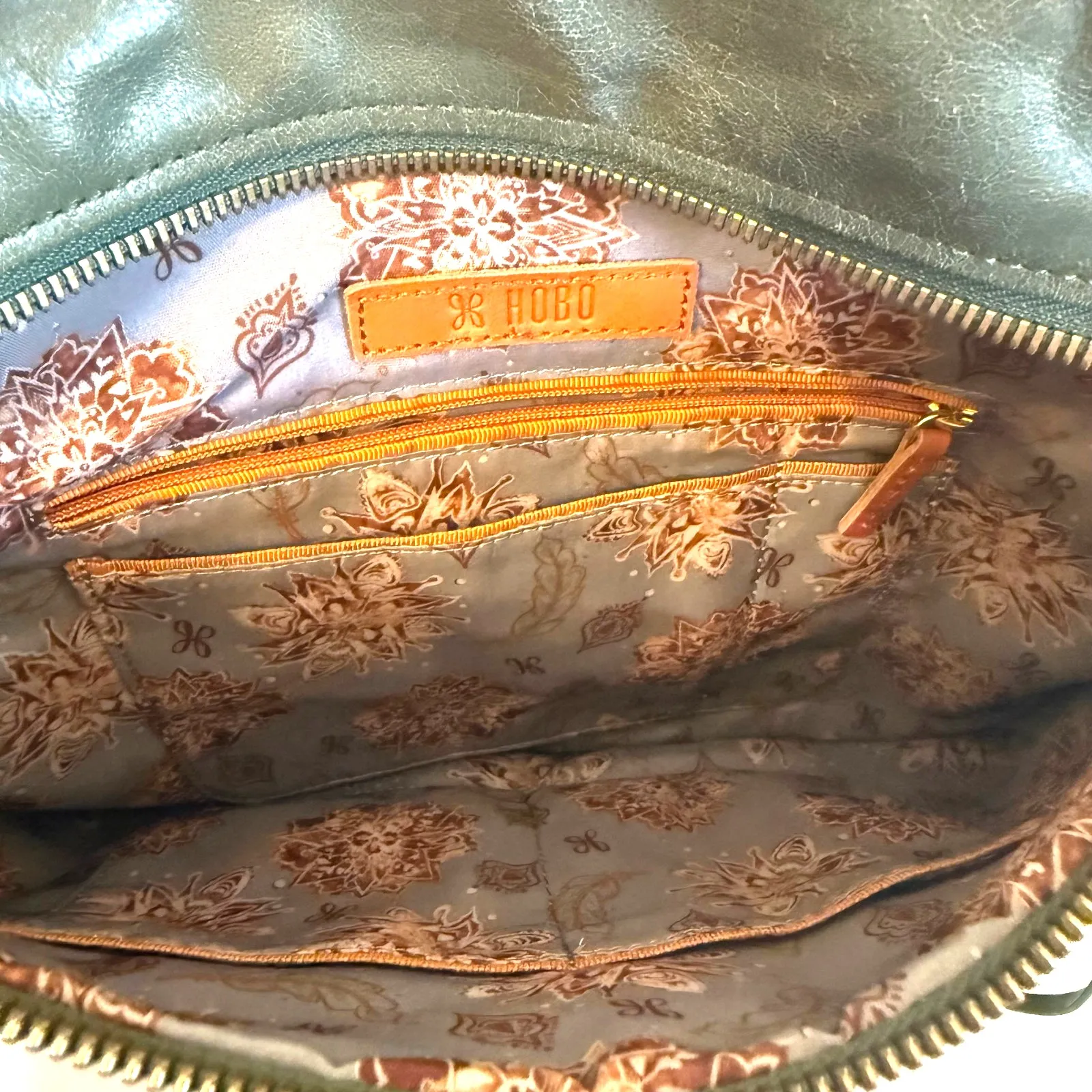 Hobo International Green Leather Cambel Crossbody Purse Bag - Image 6