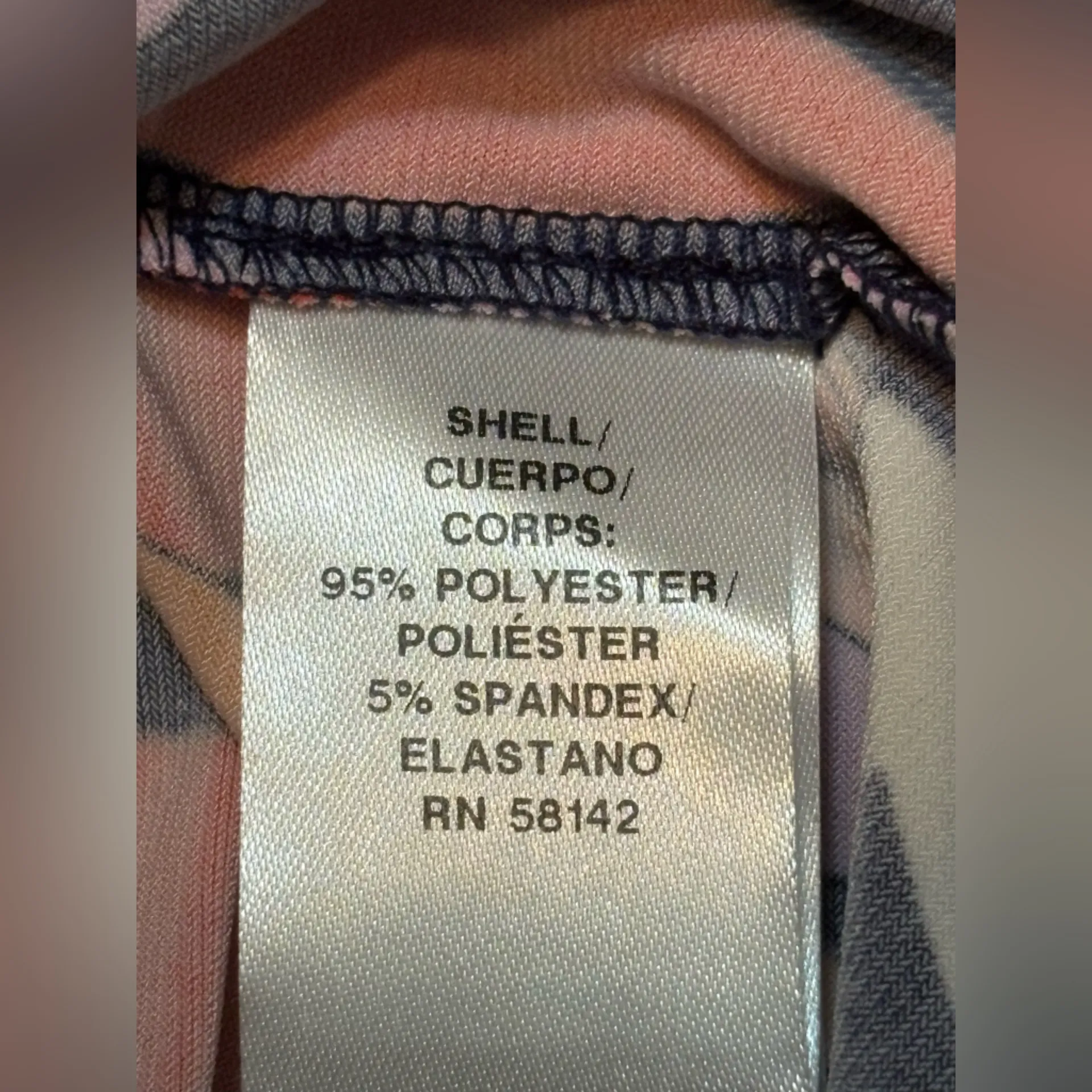 Maggy London Leana Wrap Dress in NV/Fiesta print. NWT size 8P. - Image 9