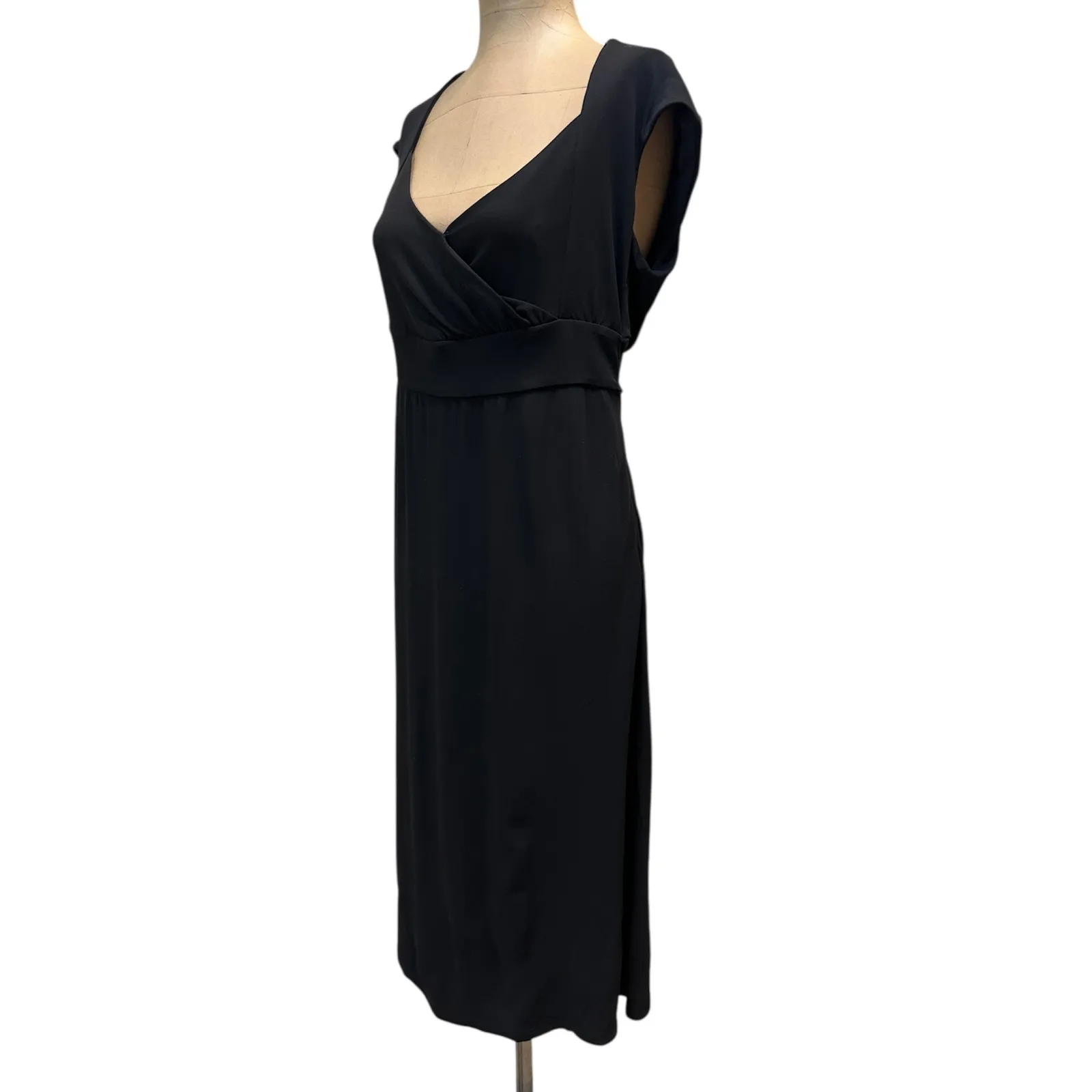 Celine Vintage Sheath Dress Black Jersey Sweetheart Neckline Cap Sleeve size 8 - Image 5