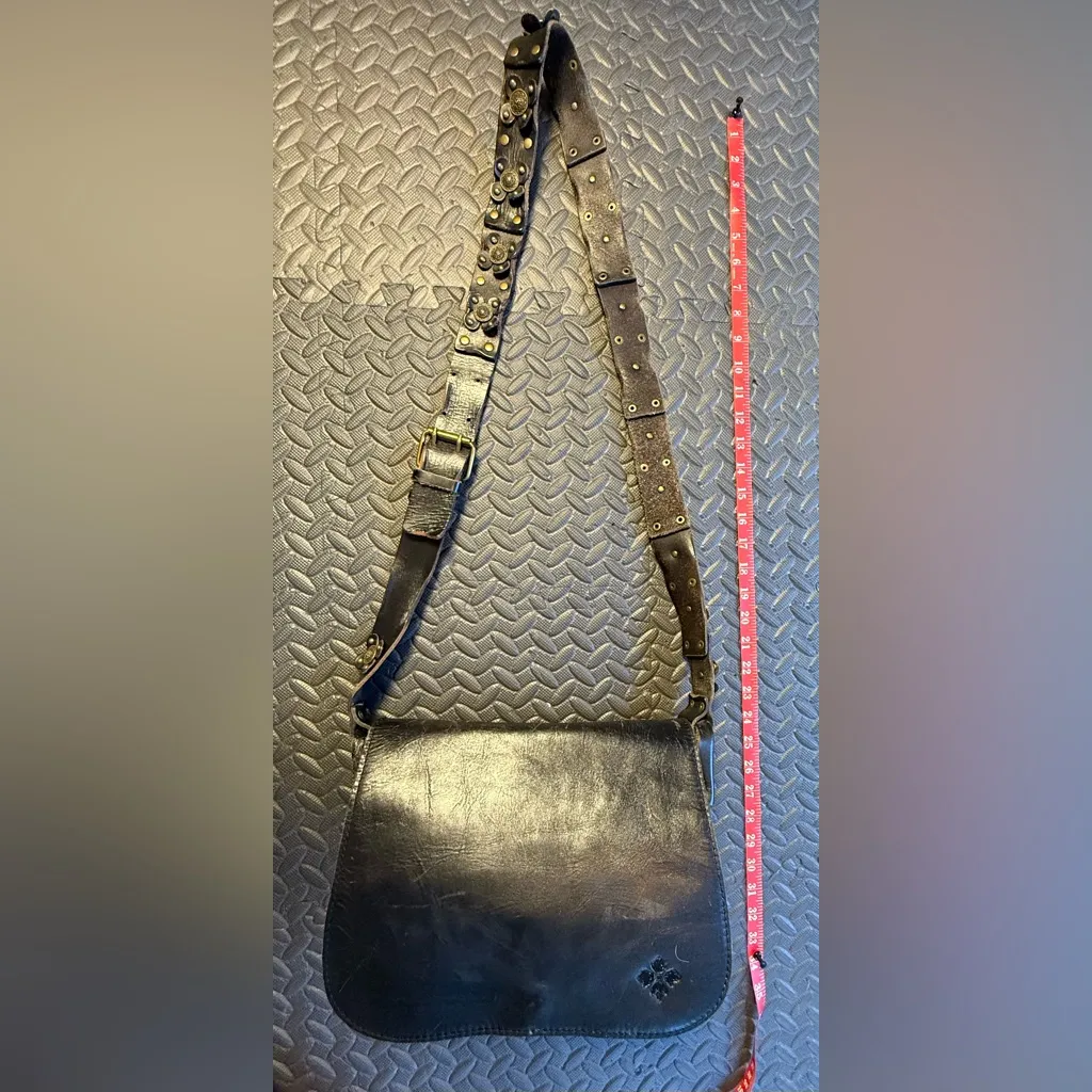 Patricia Nash  Black Distressed Leather Saddle Bag With Studded Strap - Image 9
