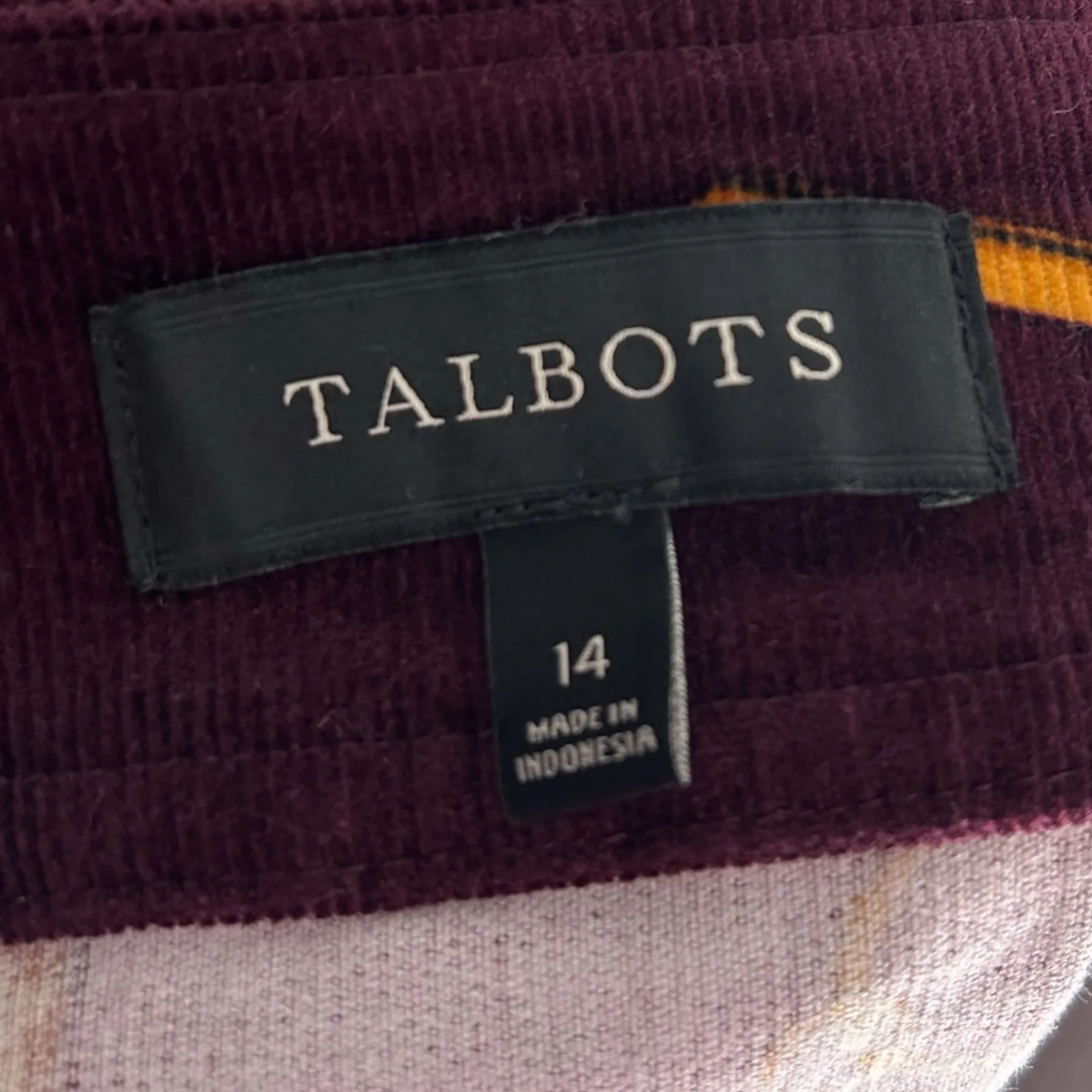 Talbots Equestrian Print Corduroy Mini Skirt Size 14 Maroon Preppy - Image 3