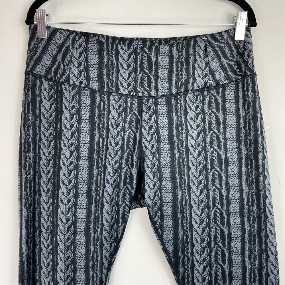 Calia by Carrie Underwood Chain Link Print Leggings Black Grey Size L - Image 4