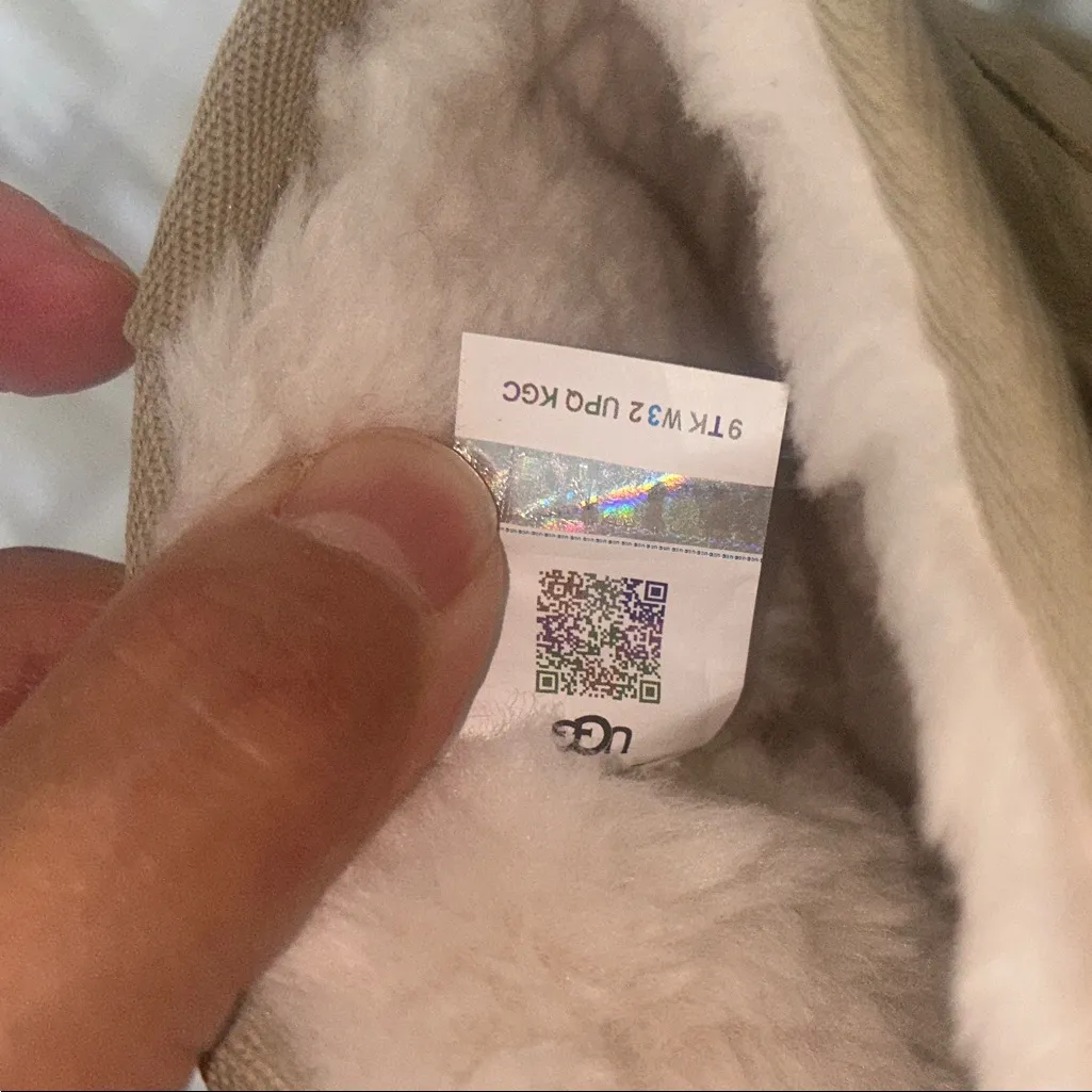 UGG platform Tan Suede Ankle Boots 9 - Image 8