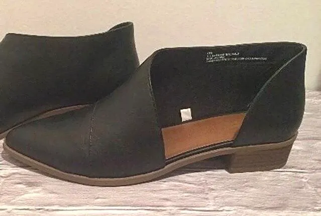 Black Ankle Boots Size 7.5 - Image 4