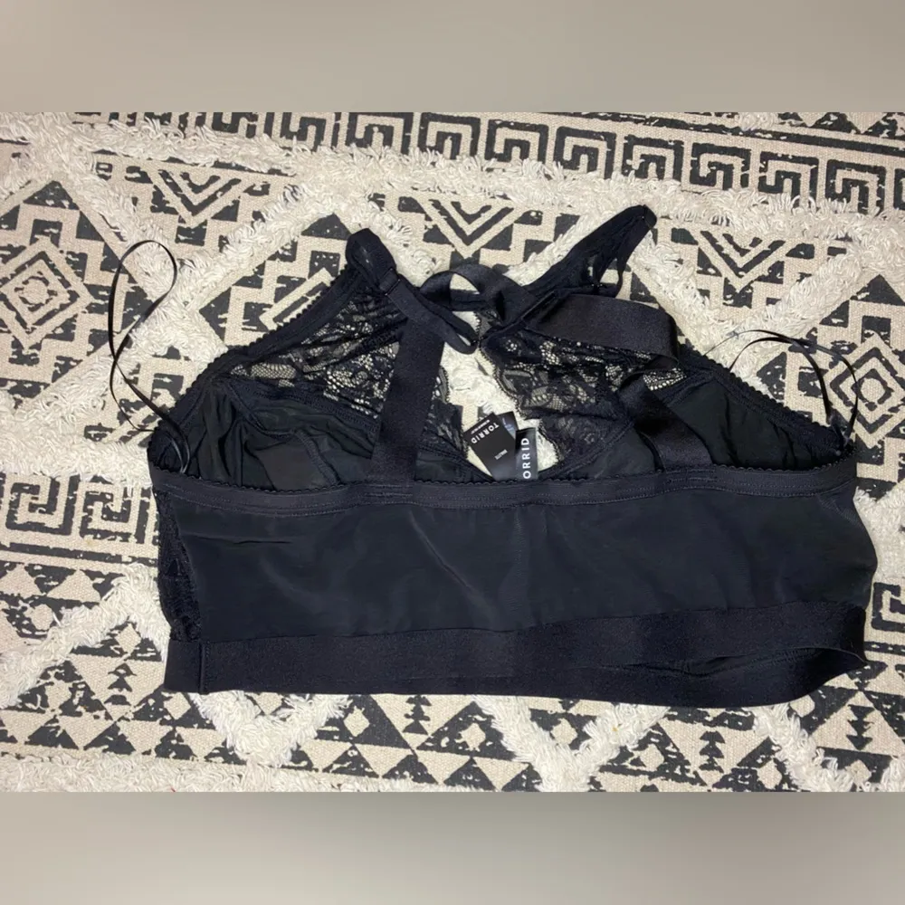 NWT Torrid Black High Neck Lace Cleavage Bralette, Size 1 - Image 3