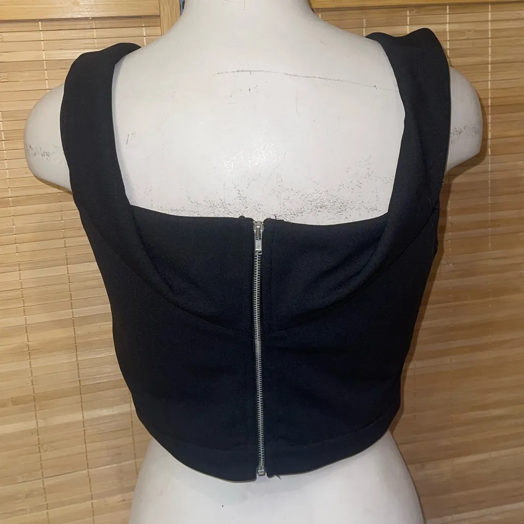 Speechless black sleeveless crop top bustier shirt woman’s size 11 EUC - Image 2
