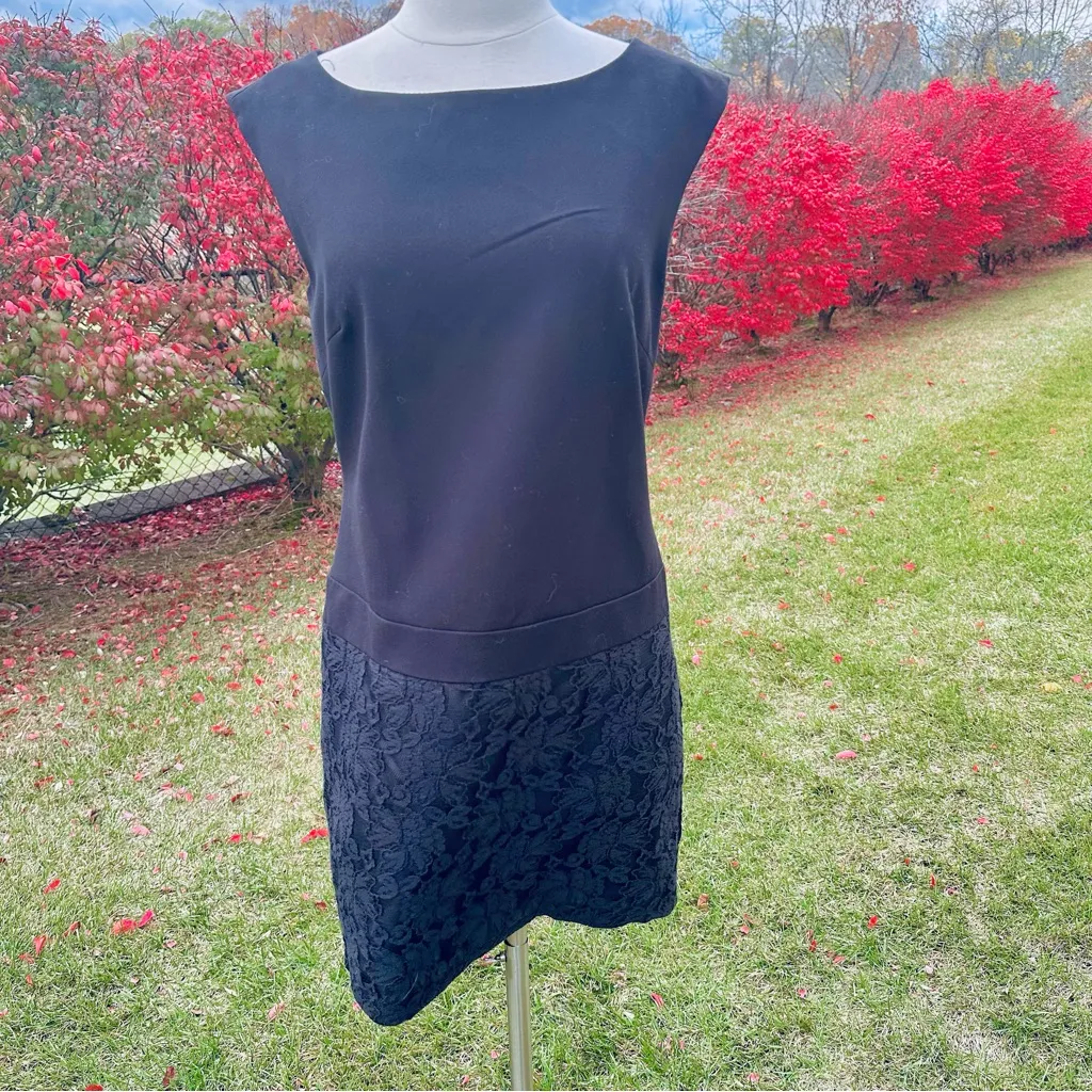 Laundry By Design Black Sleeveless Dress - Image 2