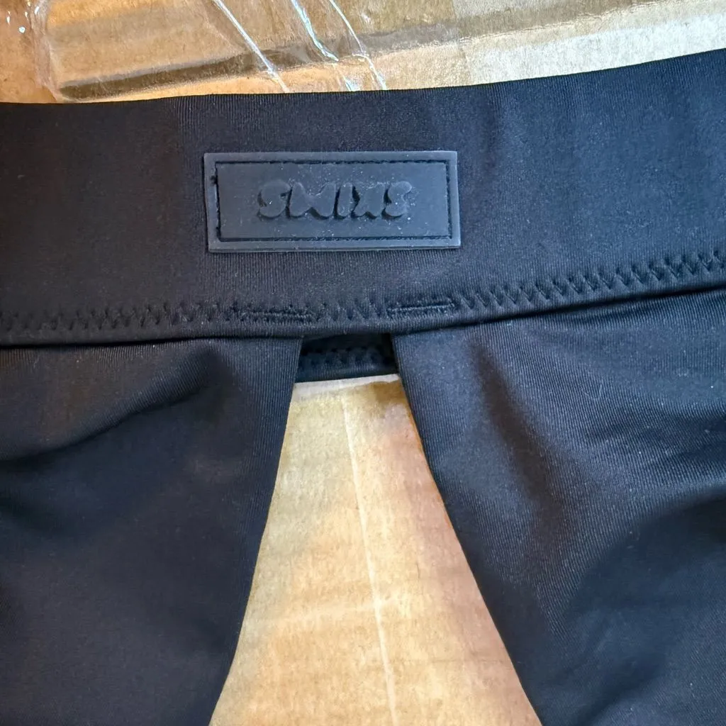 Nwt Skims Swim Black Plunge Bikini Top - Image 8