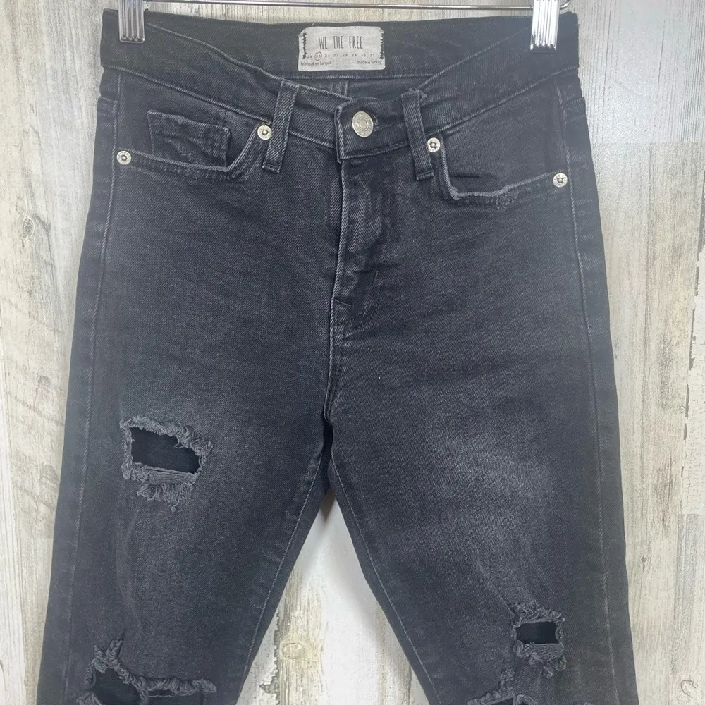 WE THE FREE Jeans Womens‎ 25 Black Distressed Ripped Frayed Edgy Casual - Image 2