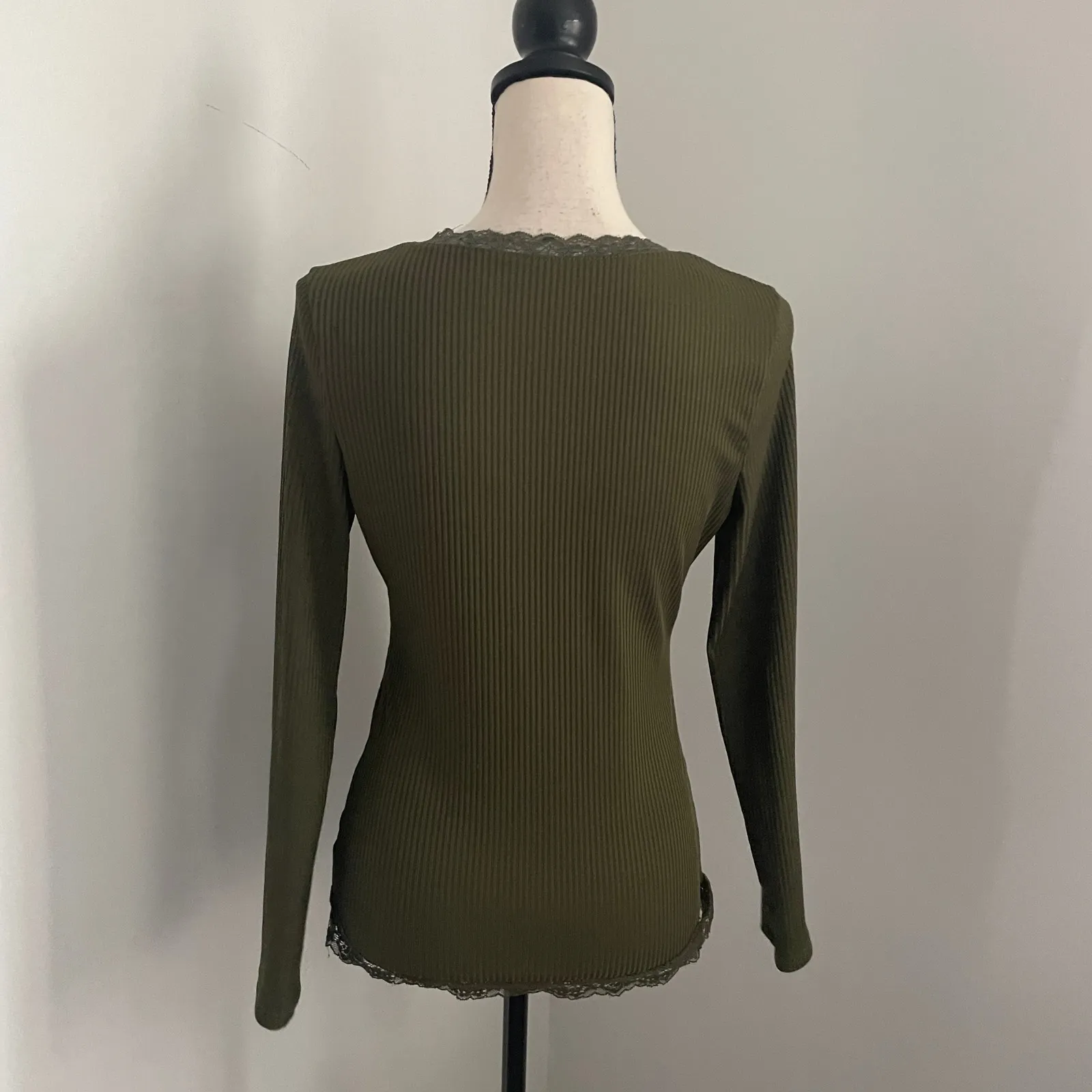 Ribbed Lace Trim Long Sleeve‎ Shirt Small Olive Green Scoop Neck Casual Everyday - Image 5