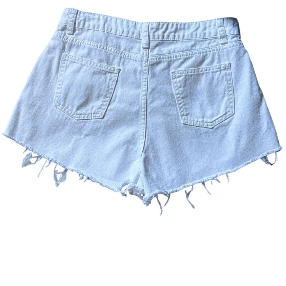 Shein Frayed Asymmetrical White Denim Skort - Image 5