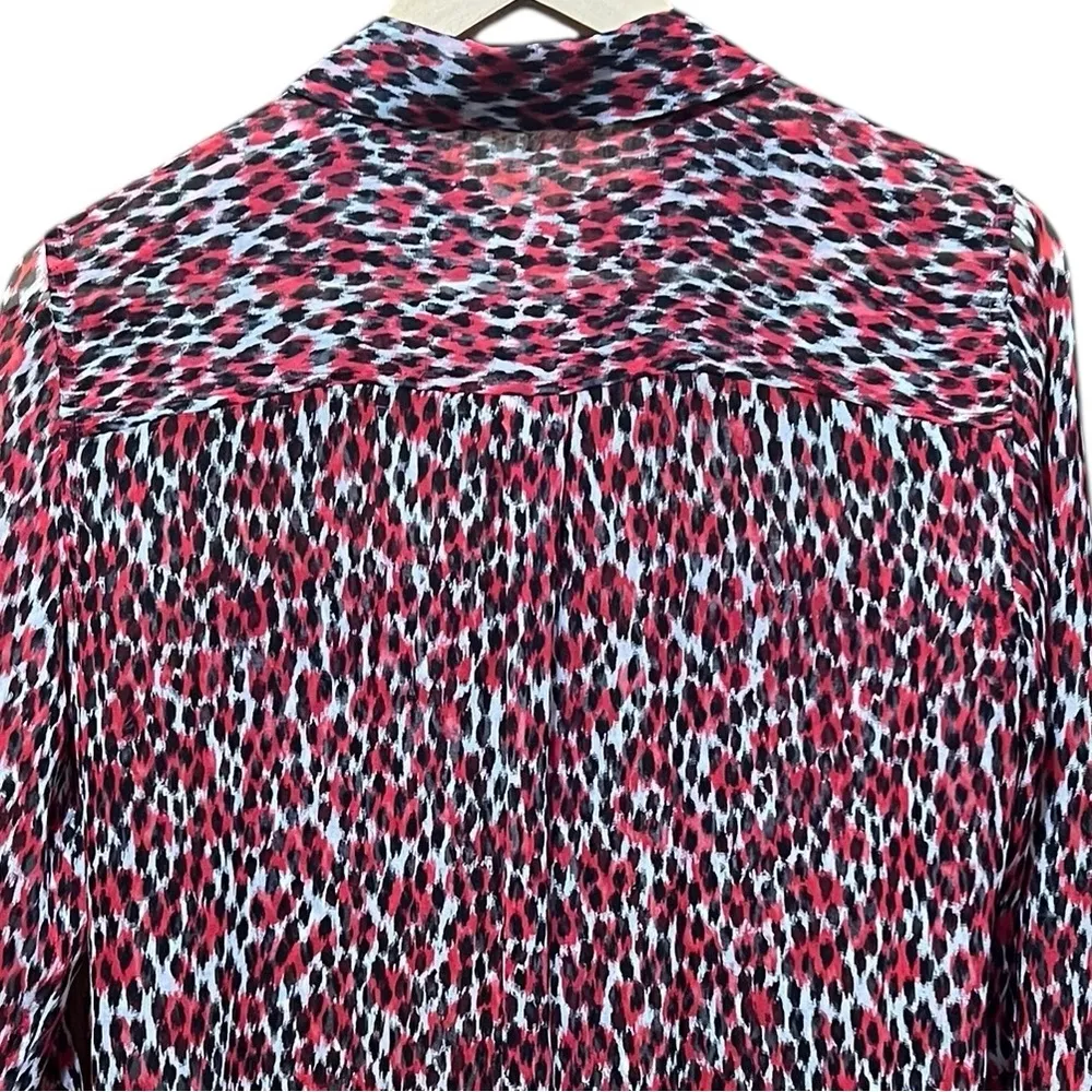 Equipment Femme Slim Signature Leopard Print Silk Top Size Small - Image 10