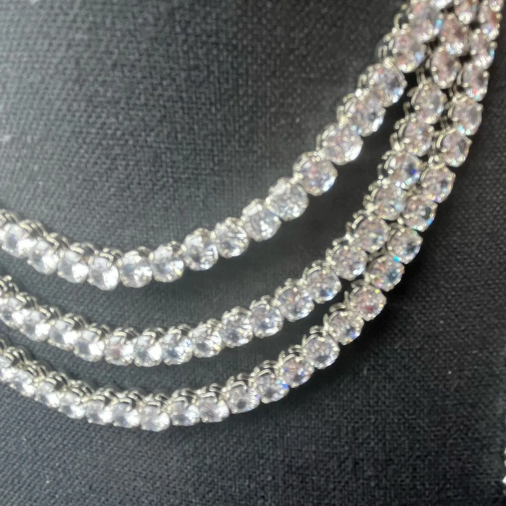 LEISURE AMERICAN DIAMOND SILVER NECKLACE/EARRING SET ROUND STONES 16” NECKLACE - Image 3