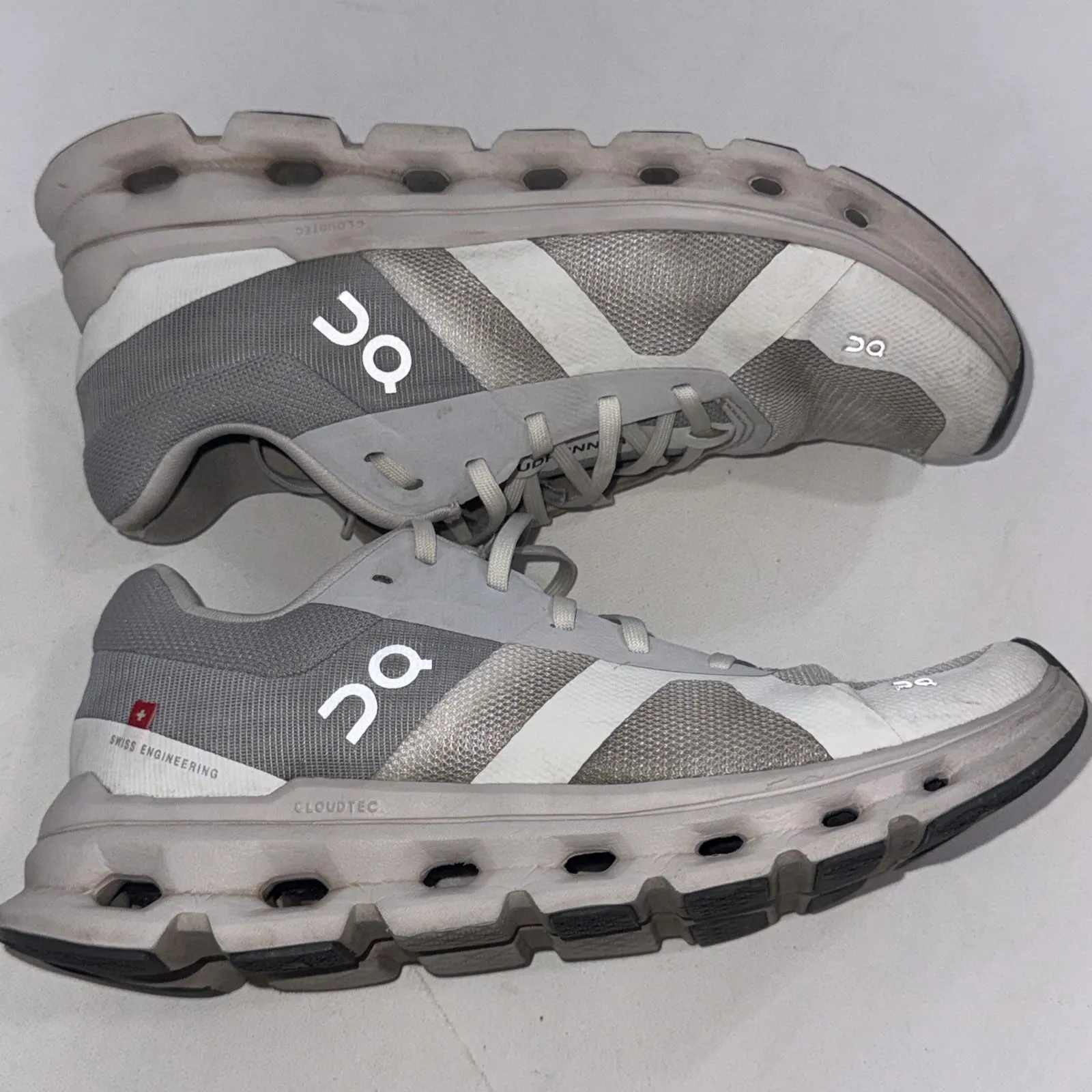 On Cloud Running Cloudrunner Athletic Running Gym Walking Shoes Womens Size 7.5 White - Image 12