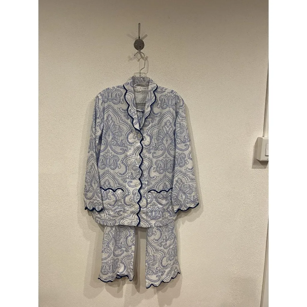 Heidi Carey Pajama Set Womens Small Blue Paisley Long Sleeve Capri Scallop PJs - Image 2