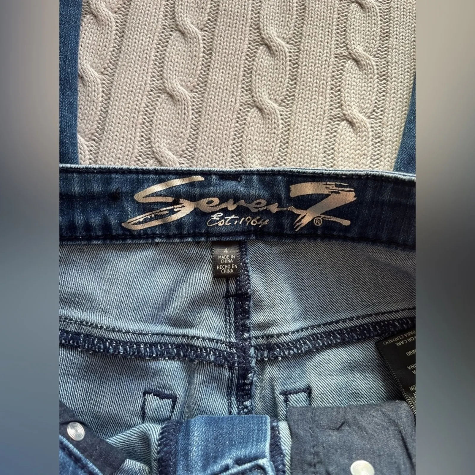 Seven7 Women’s Mid Rise Skinny Jeans Sz 4​ - Image 3