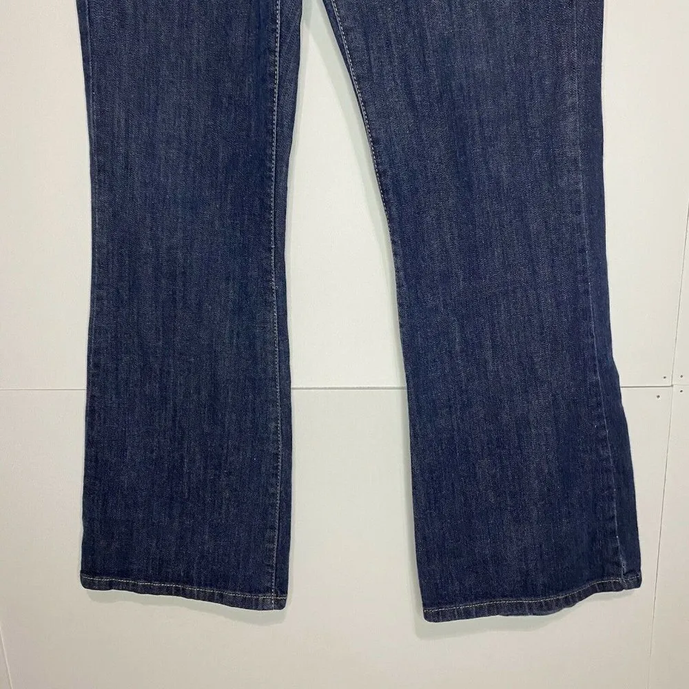 Calvin Klein Women's Size 10 (32x29) Flare Fit Mid Rise Stretch Denim Jeans - Image 4