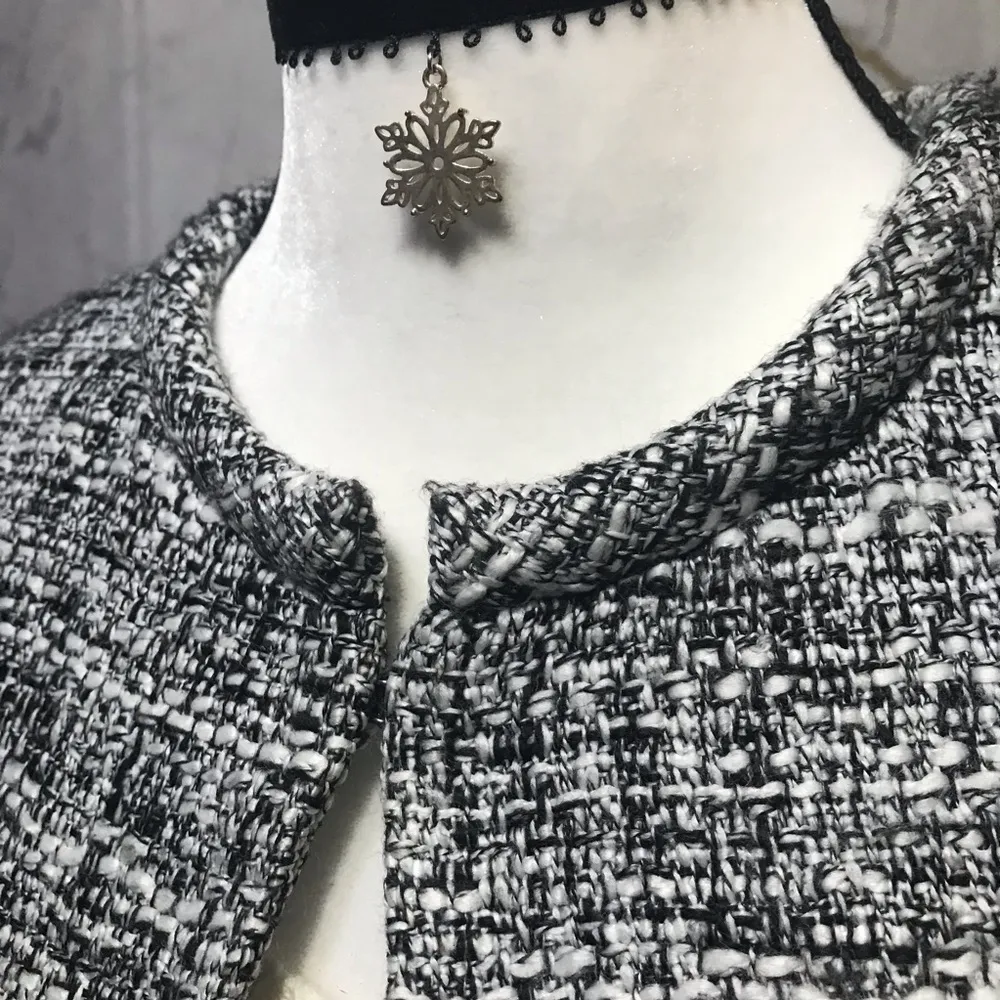 Chico’s bell sleeve gray tweed peplum blazer, M - Image 5