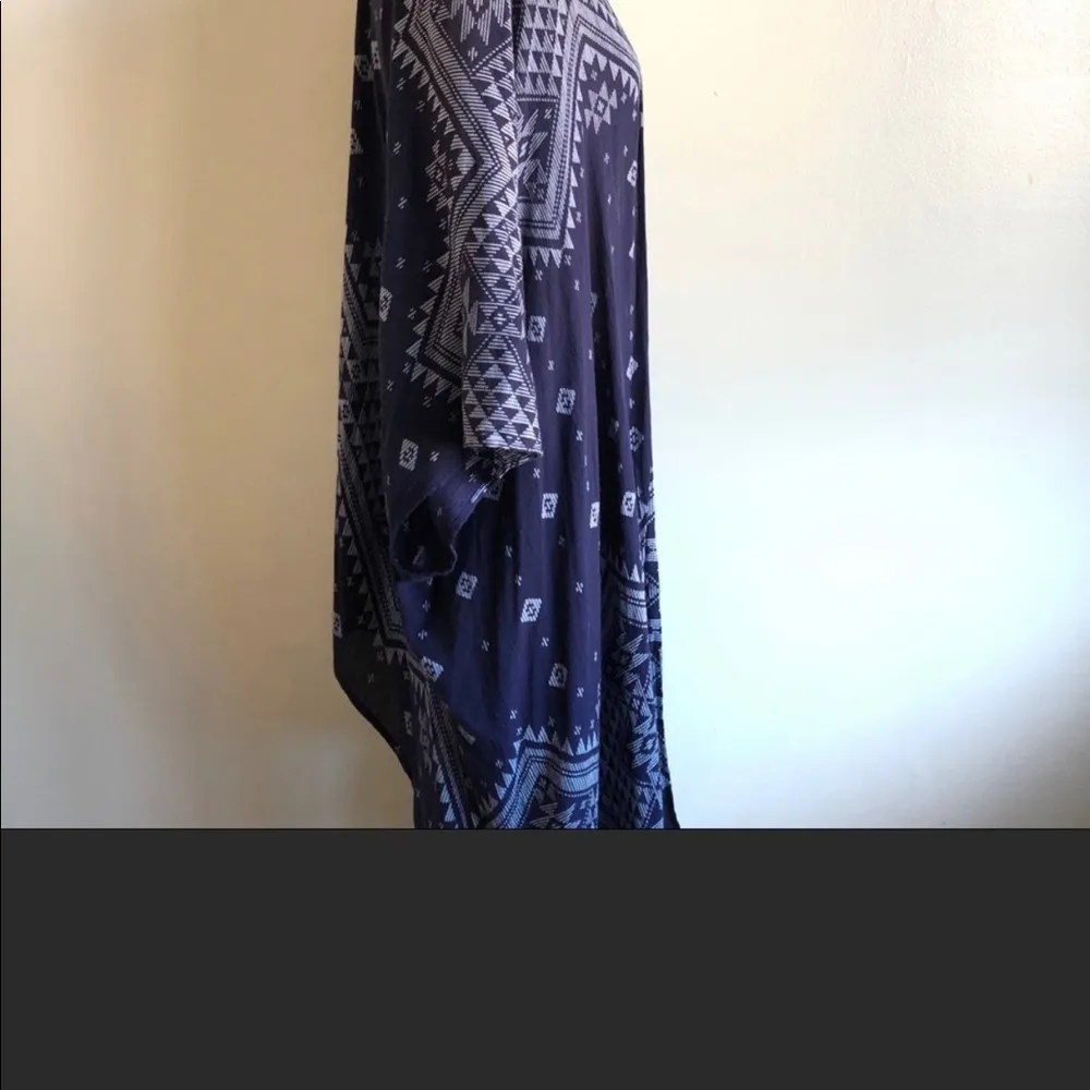 Urban Outfitters Kimono OS - Image 7