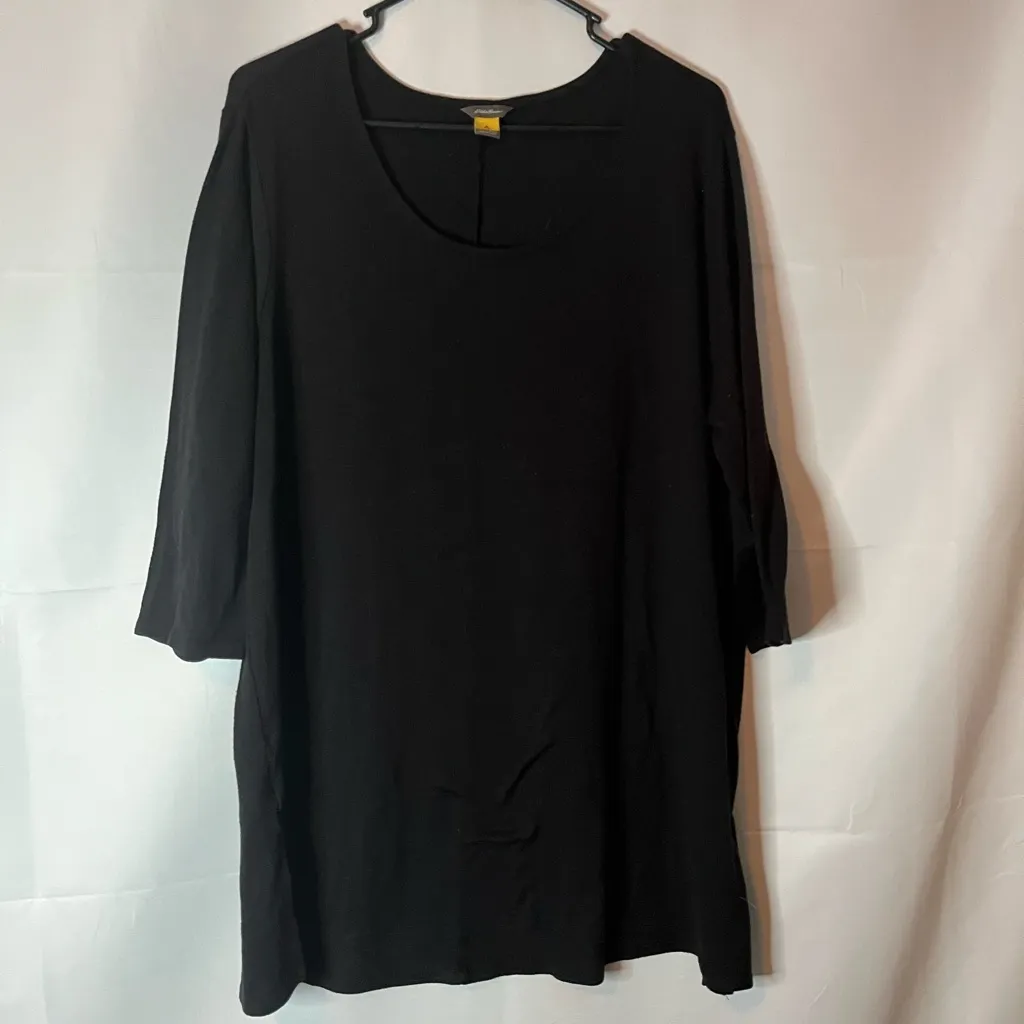 Eddie Bauer Black 3/4 Sleeve Women's Tee - Image 2