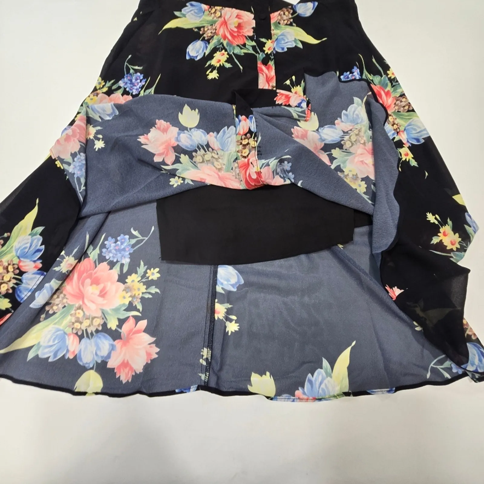 LPA Button Up Midi Dress in Midnight Roses Medium - Image 7