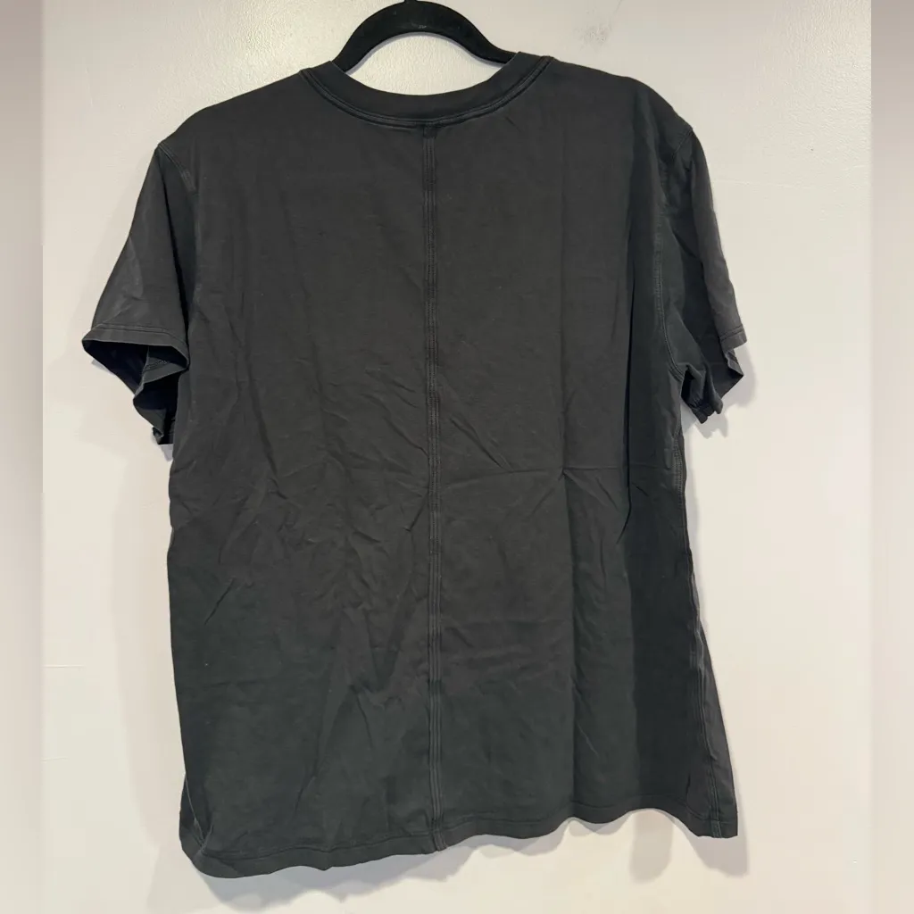 Black cotton Lululemon all yours tee - Image 4