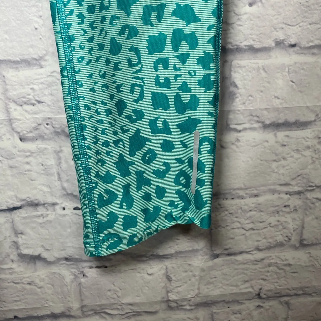 Nike‎ Dri Fit Running Leggings Womens size Medium Mid Rise Athletic Reflective - Image 3