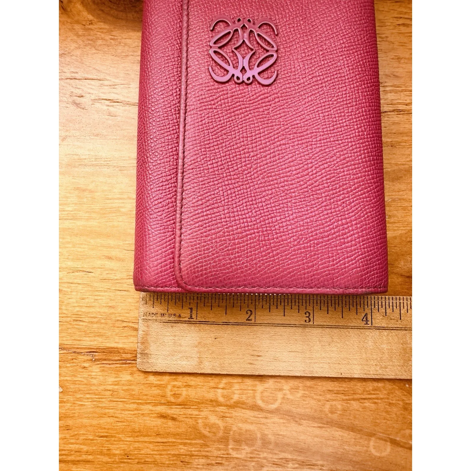 LOEWE Bi-fold Long Wallet Dark Pink 7.5" X 4"‎ X 1"  With Bust Bag Pre-owned - Image 4