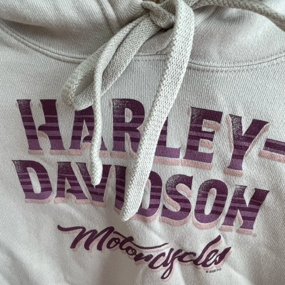 Women’s Harley-Davidson Cream Cropped Graphic Hoodie Size L - Image 3