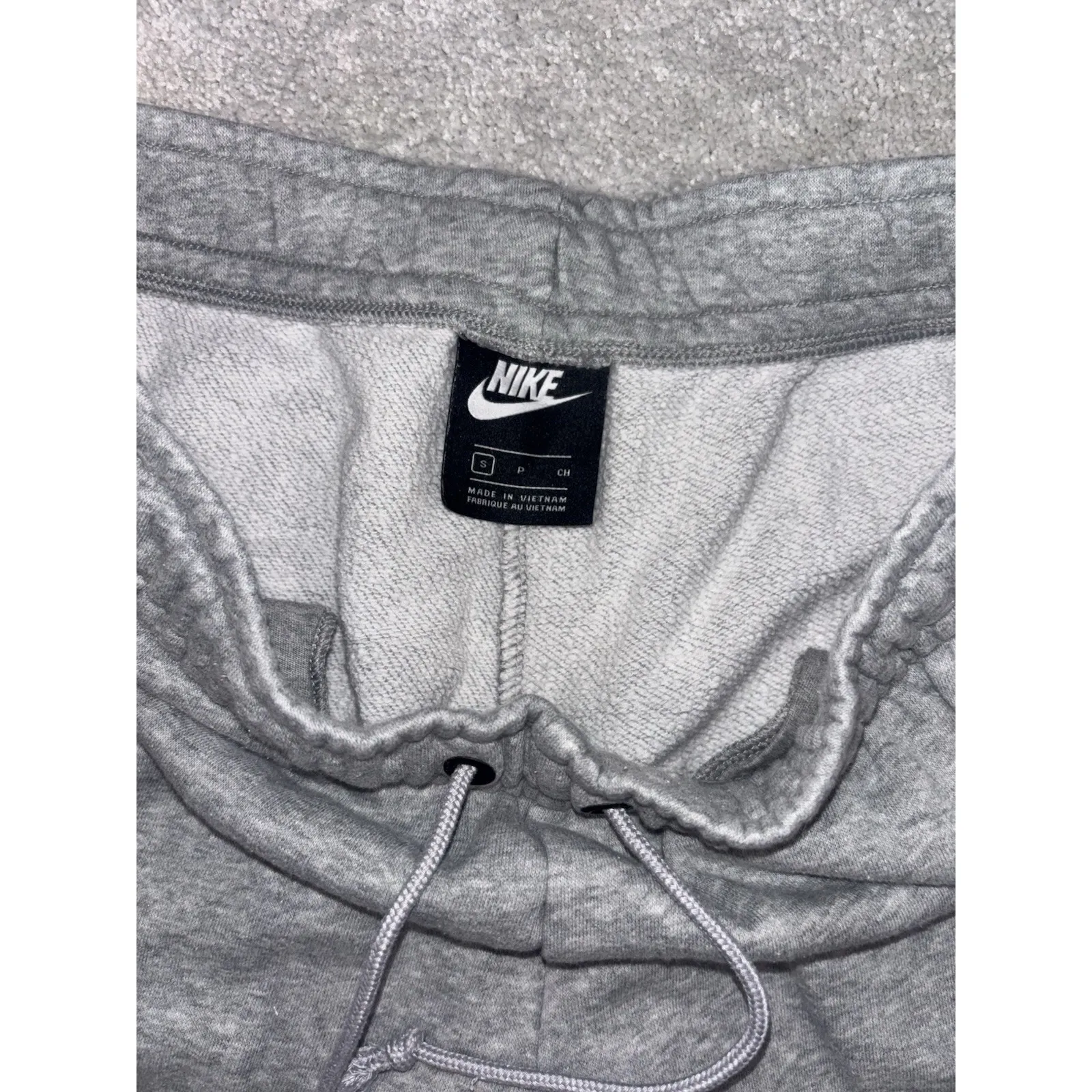 Nike Sportswear Club Fleece Sweatpants Womens S Gray Mid Rise Tapered Jogger - Image 3