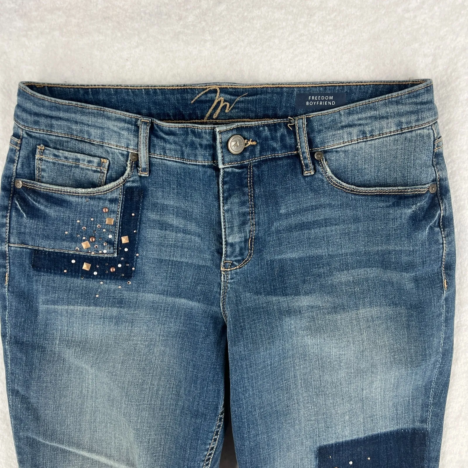 Miracle Freedom Boyfriend Jeans Womens 8 Blue Patchwork Embellished Cuffed Hem - Image 2