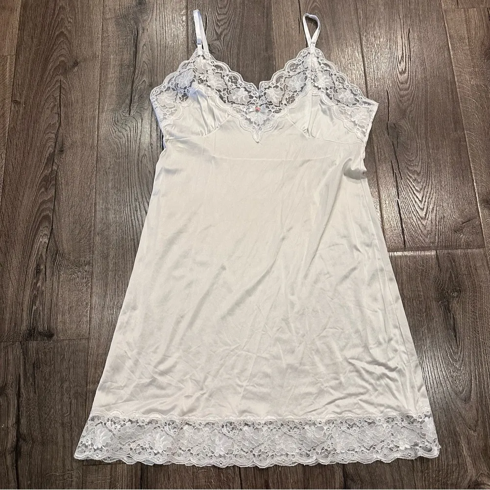 Vintage Women Slip Dress 38 Medium White Satin Lace Made In USA Indie Sleaze - Image 2
