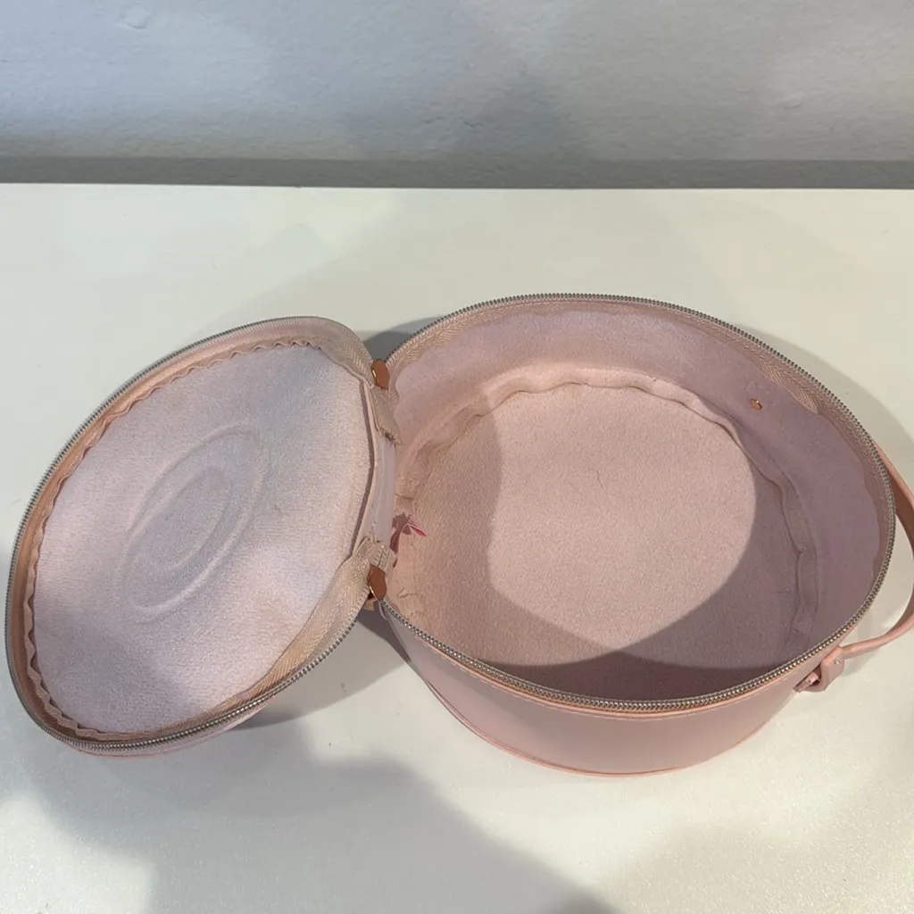 Monat Pink Circle Top Handle Cosmetic Toiletry Bag - Image 6