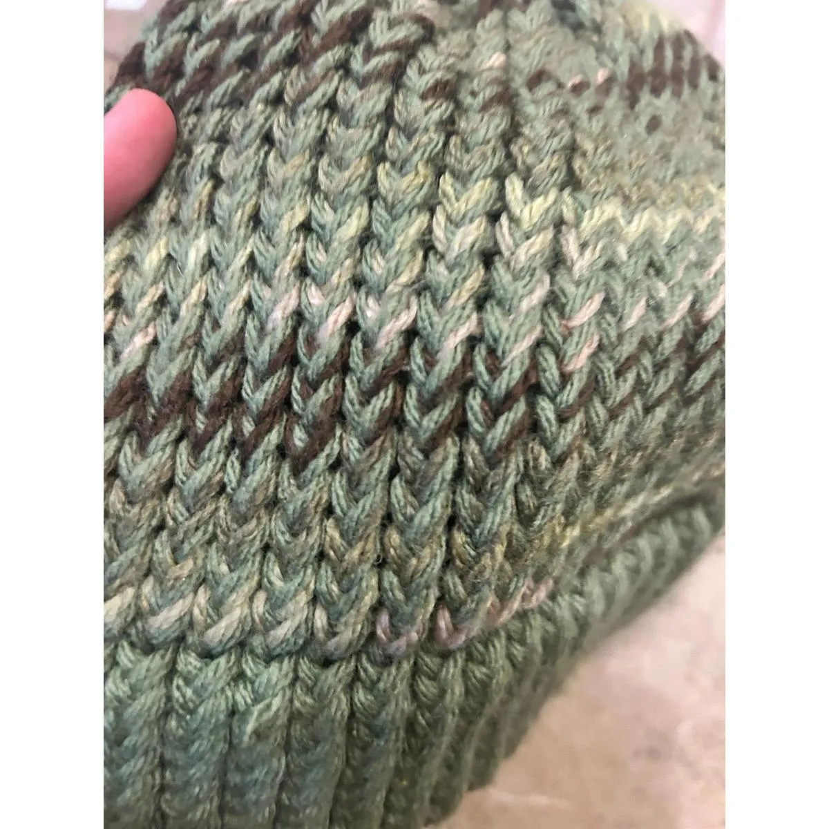 Ab6 warm hat green hand made - Image 3