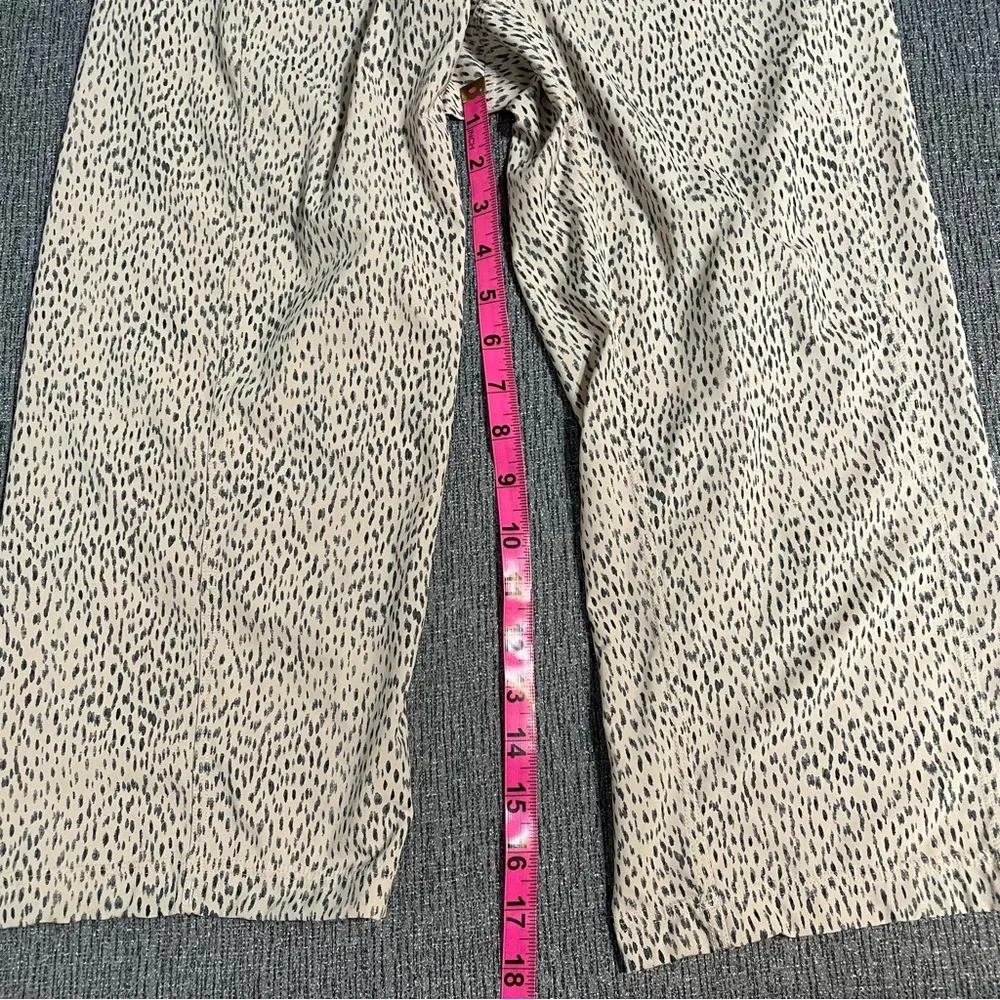 Lululemon  Cropped/Capri Length Joggers - Image 16