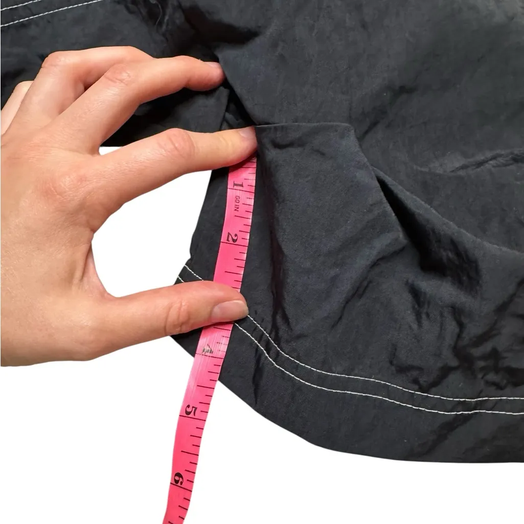 Nike Sportswear Swoosh Woven Easy Shorts Womens XS Black - Image 5