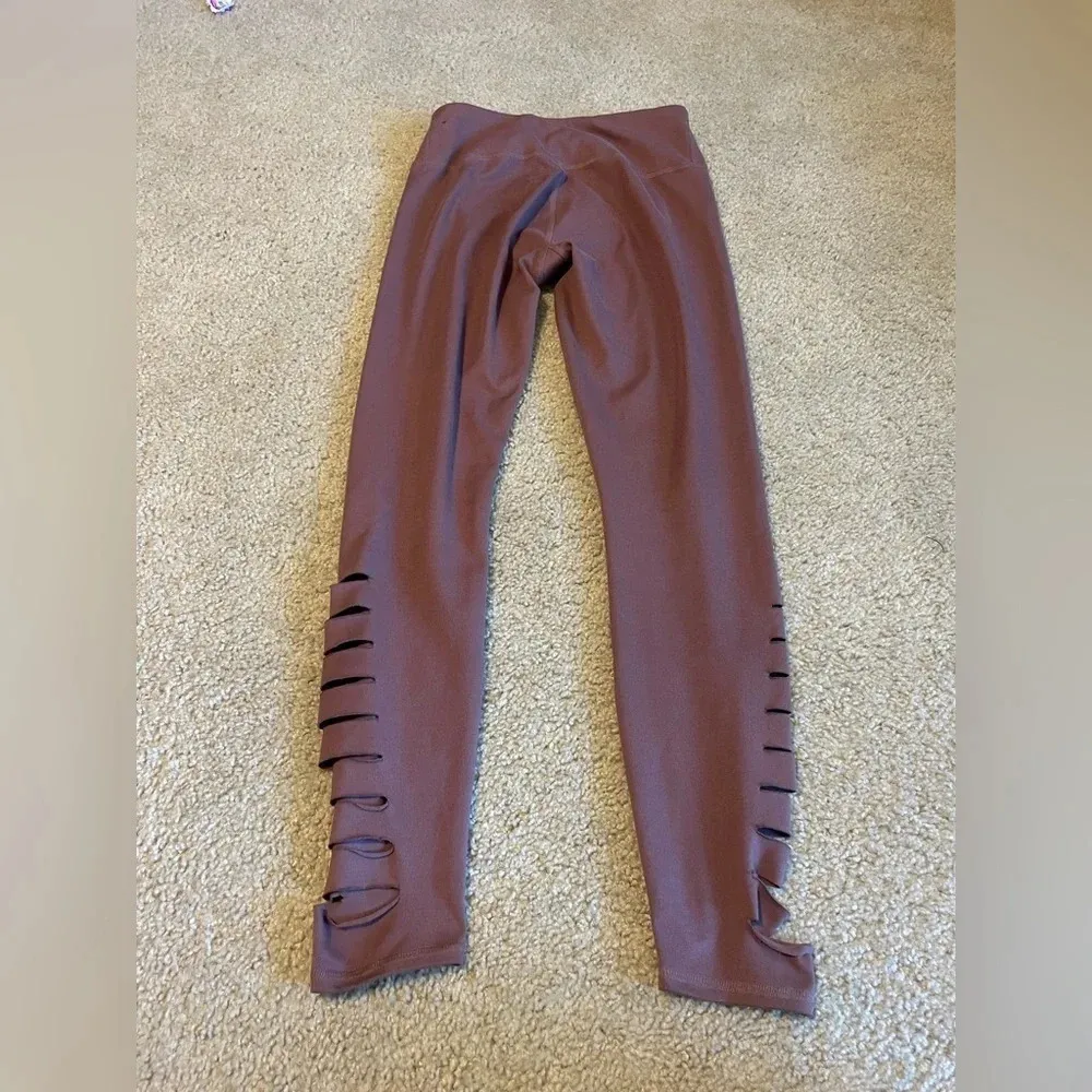 Abercrombie‎ and Fitch purple leggings - Image 4