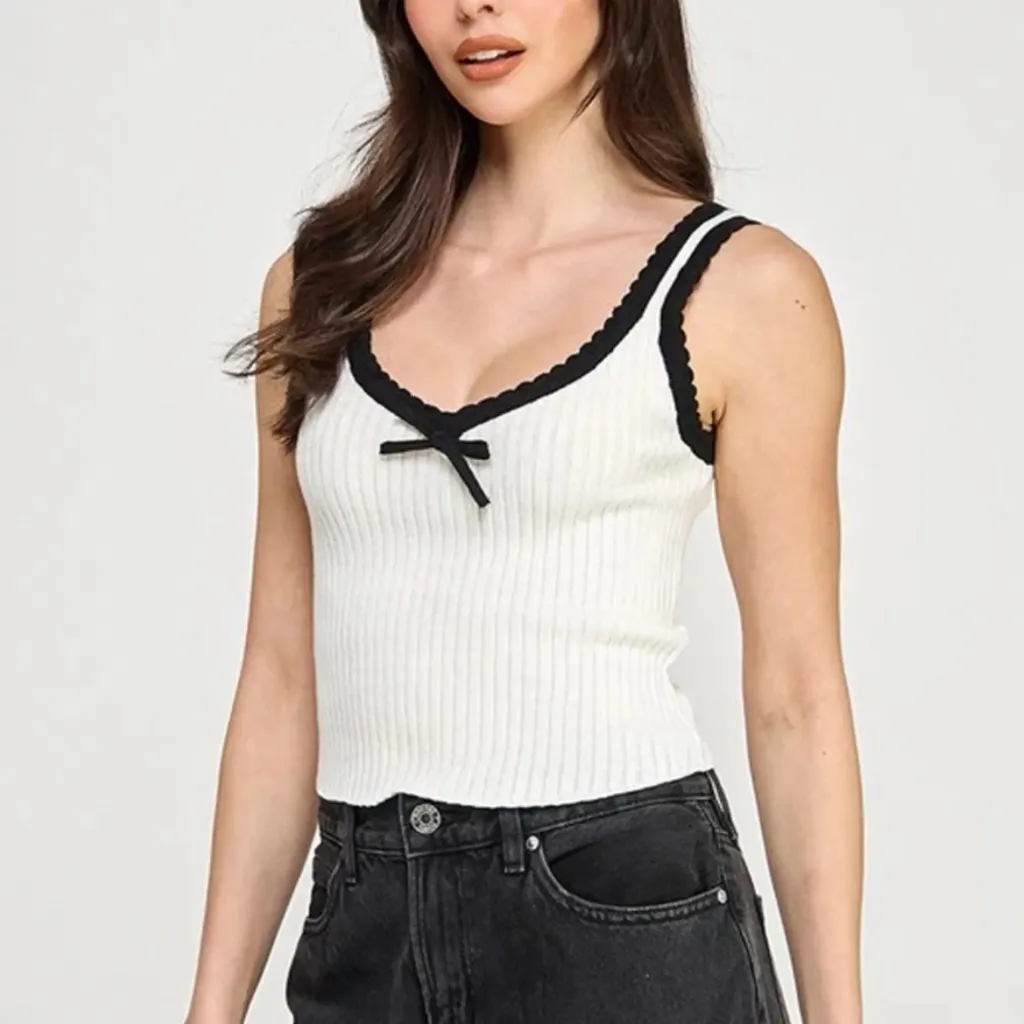 Zara ivory off white & black crochet trim knit ribbed tank top with bow front - Image 4