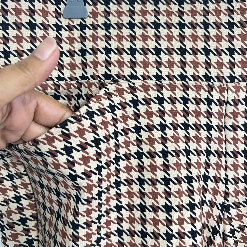 Torrid Pocket Pixie Skinny Studio Luxe Ponte High Rise Pant 2R Houndstooth Plaid - Image 9