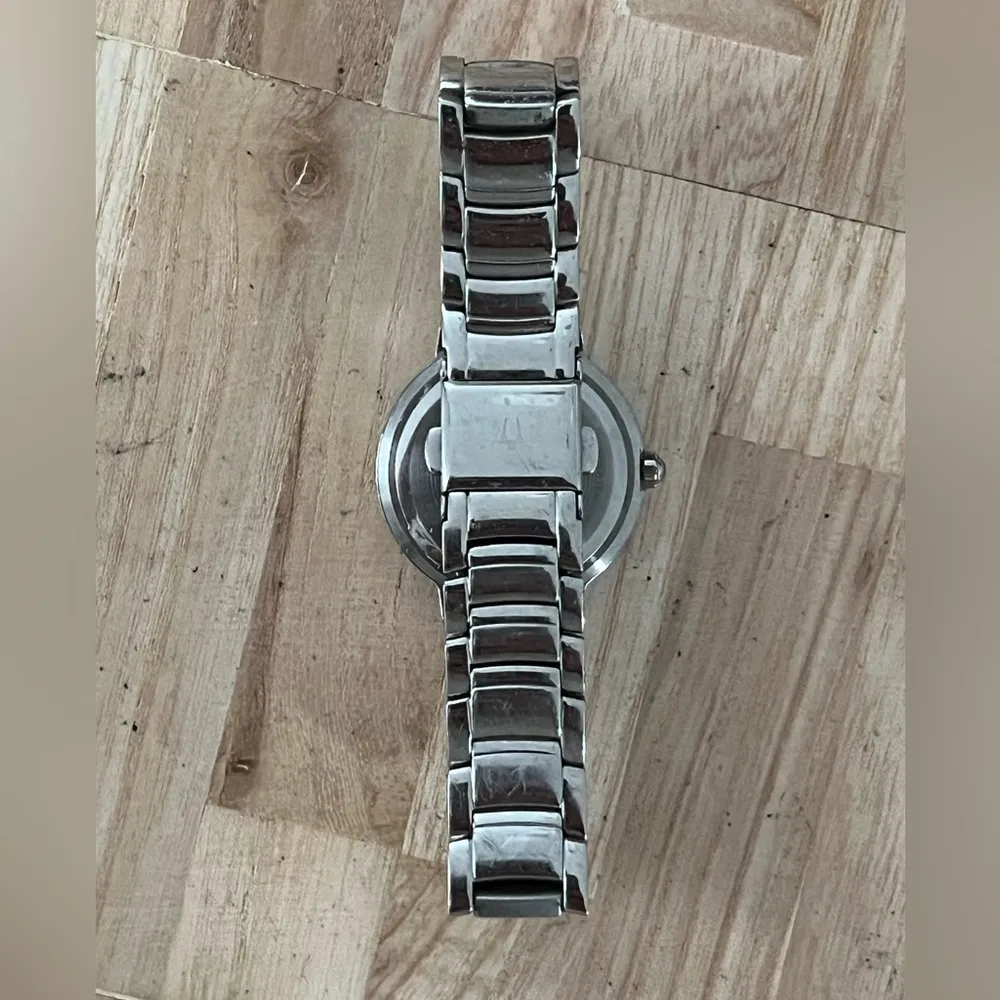 Bulova Ladies Watch Crystal Embellishments Pearl Dial Crystal Markers - Image 11